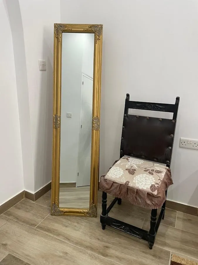 Daire New Two Bedroom Flat Kamila On A Dwell Sliema